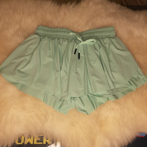 NWOT!!! Lightweight Tulip Style running Shorts Mint Green, inner shorts!!! - Picture 1 of 6